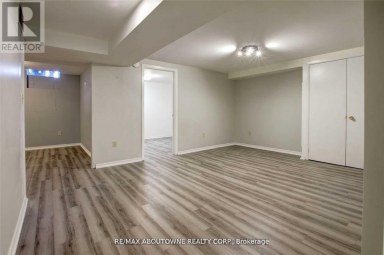 LOWER - 14 ANGUS DRIVE Toronto (Don Valley Village) Ontario photo 17