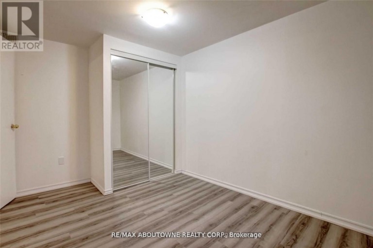 LOWER - 14 ANGUS DRIVE, Toronto (Don Valley Village), Ontario, M2J2X1