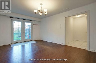 LOWER - 14 ANGUS DRIVE Toronto (Don Valley Village) Ontario photo 8