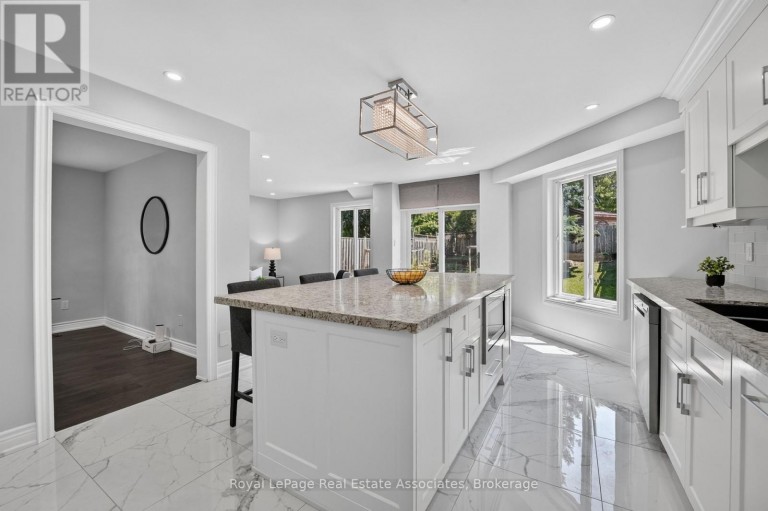 3346 CHARTRAND CRESCENT, Mississauga (Erin Mills), Ontario, L5L4C5