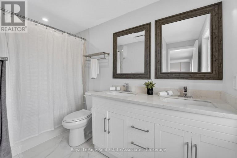 3346 CHARTRAND CRESCENT, Mississauga (Erin Mills), Ontario, L5L4C5