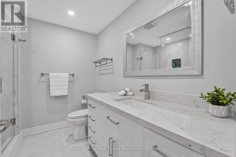 3346 CHARTRAND CRESCENT, Mississauga (Erin Mills), Ontario, L5L4C5