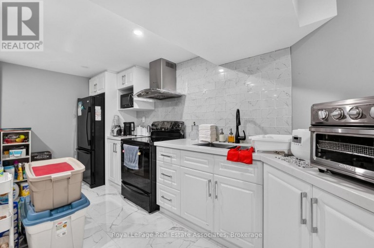 3346 CHARTRAND CRESCENT, Mississauga (Erin Mills), Ontario, L5L4C5