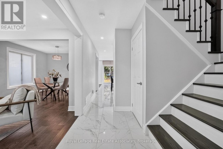 3346 CHARTRAND CRESCENT, Mississauga (Erin Mills), Ontario, L5L4C5
