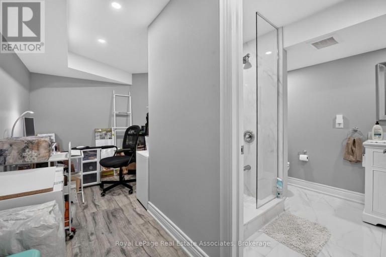 3346 CHARTRAND CRESCENT, Mississauga (Erin Mills), Ontario, L5L4C5