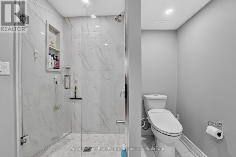 3346 CHARTRAND CRESCENT, Mississauga (Erin Mills), Ontario, L5L4C5