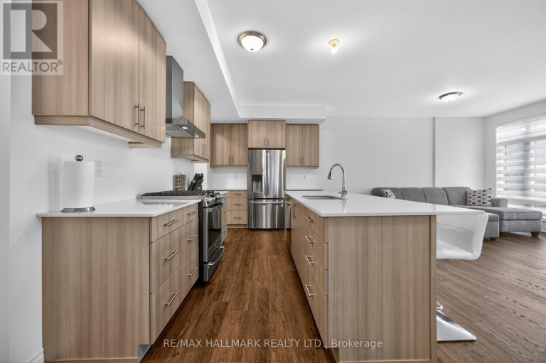 2 WYN WOOD LANE, Orillia, Ontario, L3V8P6