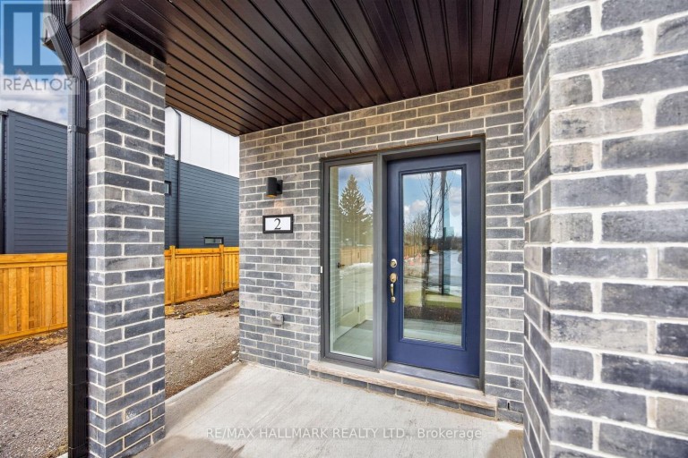 2 WYN WOOD LANE, Orillia, Ontario, L3V8P6