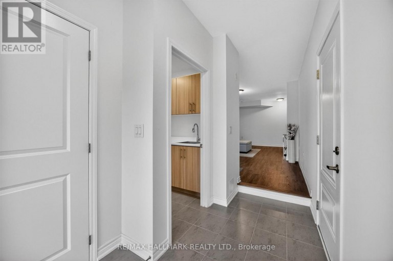 2 WYN WOOD LANE, Orillia, Ontario, L3V8P6