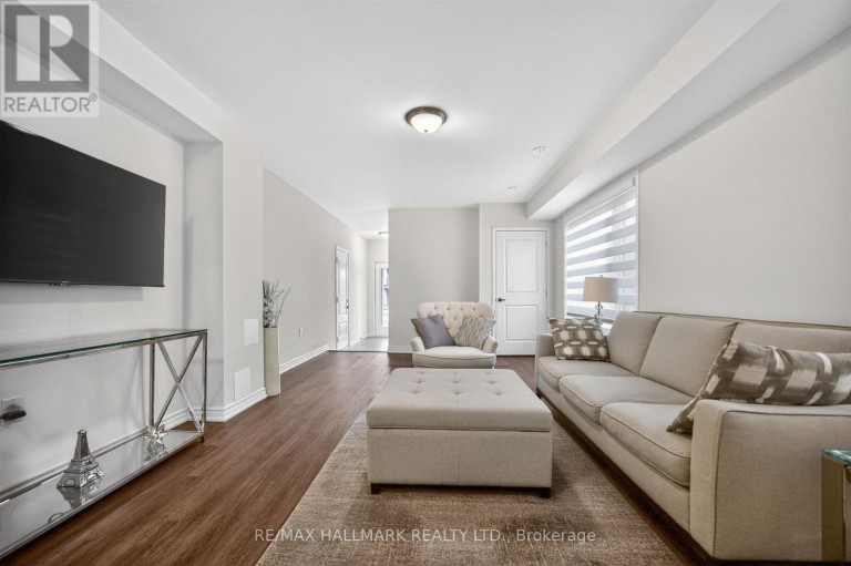 2 WYN WOOD LANE, Orillia, Ontario, L3V8P6