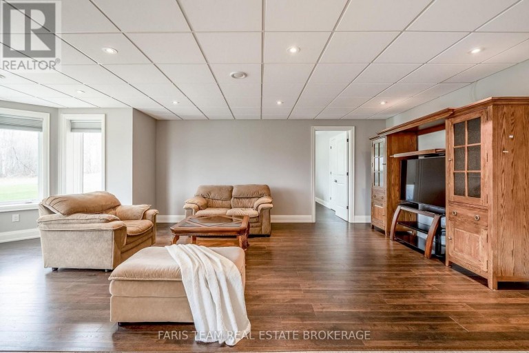 1450 LINE 3 N, Oro-Medonte (Shanty Bay), Ontario, L0L2L0