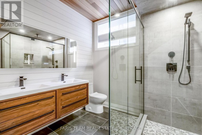 1450 LINE 3 N, Oro-Medonte (Shanty Bay), Ontario, L0L2L0