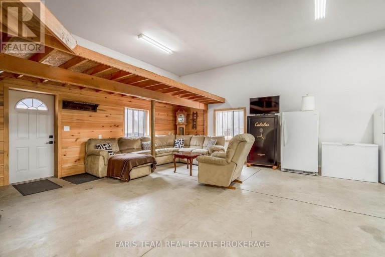 1450 LINE 3 N, Oro-Medonte (Shanty Bay), Ontario, L0L2L0