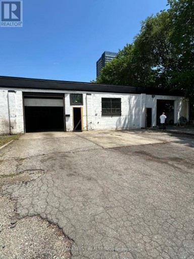 1 - 801 ST CLARENS AVENUE, Toronto (Dovercourt-Wallace Emerson-Junction), Ontario, M6H3X4
