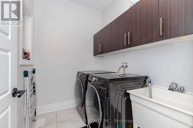 7 OVERSTONE ROAD, Halton Hills (Georgetown), Ontario, L7G0N5