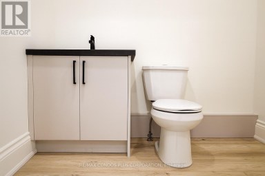 UNIT 3 (SECOND FLOOR) - 260 REGINA ROAD Vaughan (West Woodbridge Industrial Area) Ontario photo 11