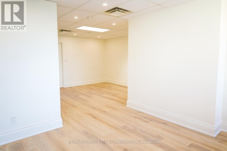UNIT 3 (SECOND FLOOR) - 260 REGINA ROAD, Vaughan (West Woodbridge Industrial Area), Ontario, L4L8P8