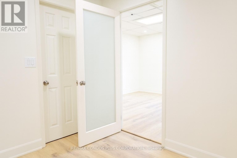UNIT 3 (SECOND FLOOR) - 260 REGINA ROAD, Vaughan (West Woodbridge Industrial Area), Ontario, L4L8P8