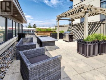 TH114 - 12 WOODSTREAM BOULEVARD Vaughan (Vaughan Grove) Ontario photo 17