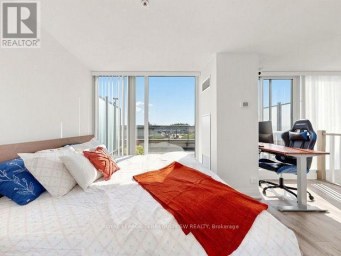 TH114 - 12 WOODSTREAM BOULEVARD Vaughan (Vaughan Grove) Ontario photo 9