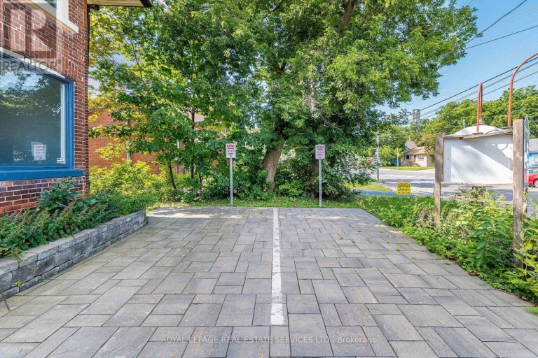 100 ESSA ROAD, Barrie (Allandale Centre), Ontario, L4N3K7