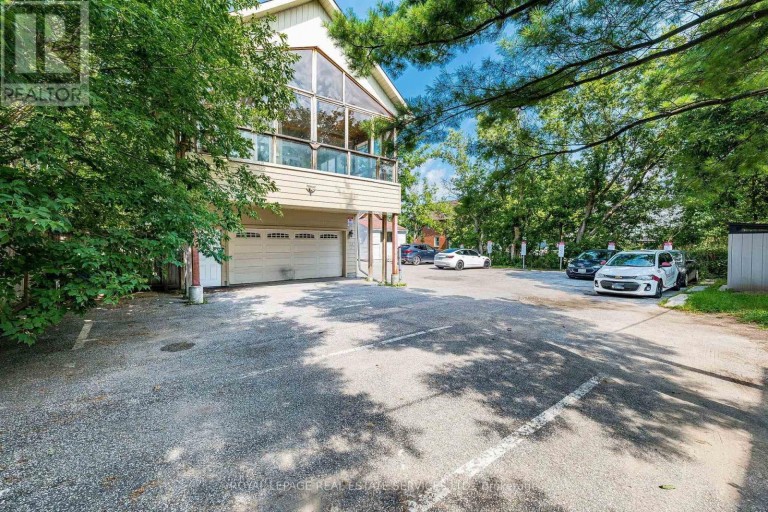 100 ESSA ROAD, Barrie (Allandale Centre), Ontario, L4N3K7