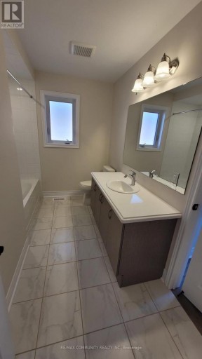 18 WALWORTH STREET, Halton Hills (Georgetown), Ontario, L7G0N5