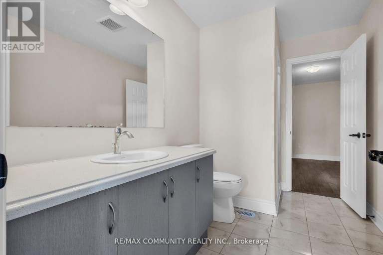 18 WALWORTH STREET, Halton Hills (Georgetown), Ontario, L7G0N5