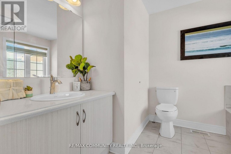 18 WALWORTH STREET, Halton Hills (Georgetown), Ontario, L7G0N5