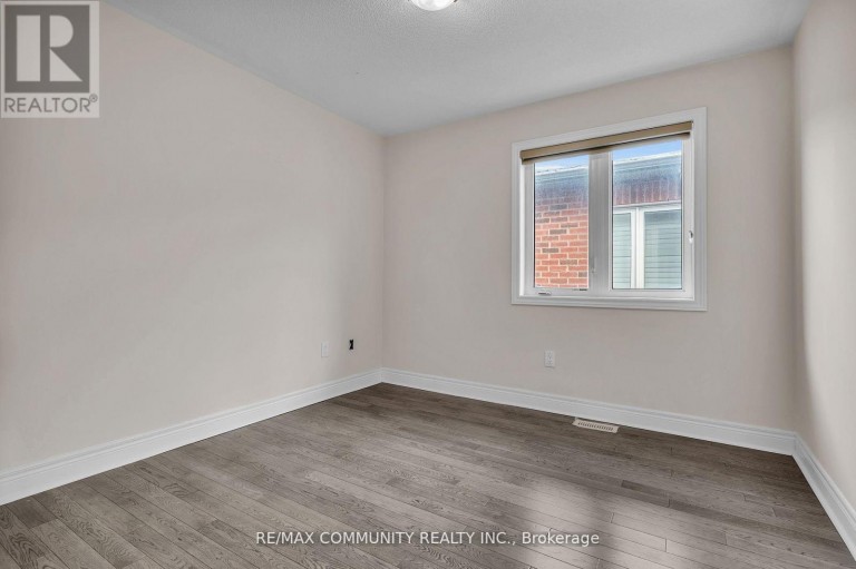 18 WALWORTH STREET, Halton Hills (Georgetown), Ontario, L7G0N5