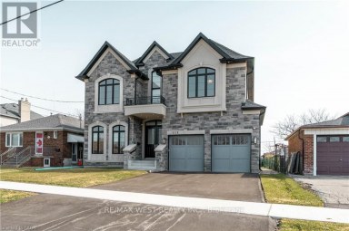 119 JAY STREET Toronto (Maple Leaf) Ontario photo 1