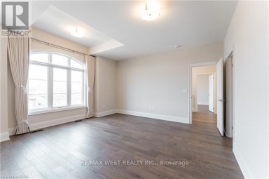 119 JAY STREET Toronto (Maple Leaf) Ontario photo 18