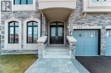 119 JAY STREET Toronto (Maple Leaf) Ontario photo 2