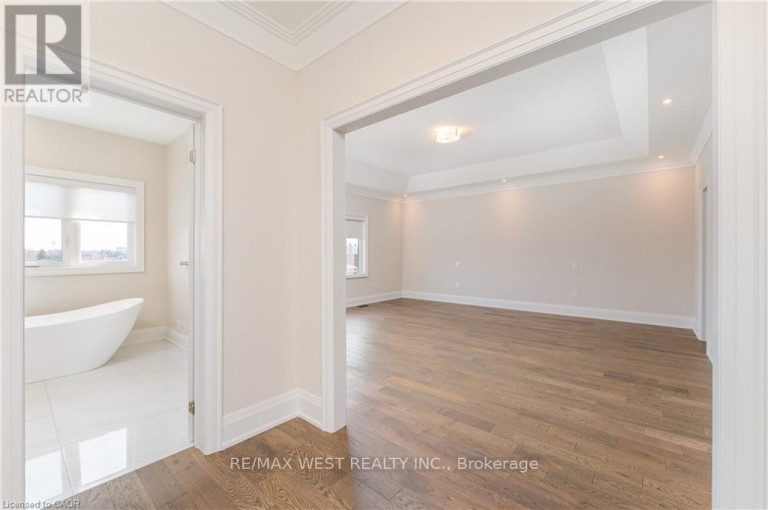 119 JAY STREET, Toronto (Maple Leaf), Ontario, M6L2M3