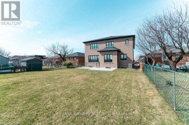 119 JAY STREET Toronto (Maple Leaf) Ontario photo 39