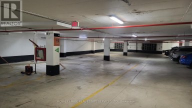 BUILDING B3 LEVEL C - 7181 YONGE STREET Markham (Grandview) Ontario photo 2