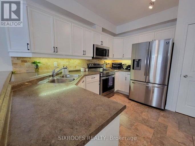 12 - 2089 BEAVERBROOK AVENUE, London North (North M), Ontario, N6H0A9