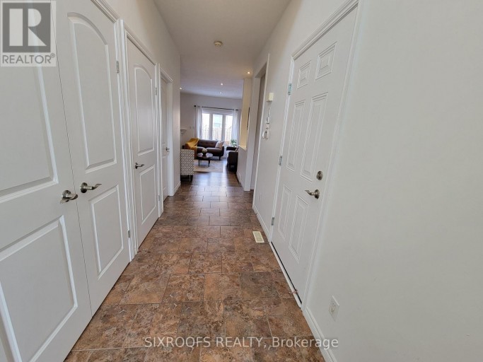 12 - 2089 BEAVERBROOK AVENUE, London North (North M), Ontario, N6H0A9