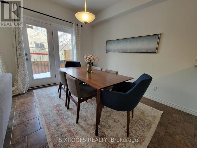12 - 2089 BEAVERBROOK AVENUE, London North (North M), Ontario, N6H0A9