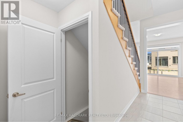 16 CROSSMORE CRESCENT, Cambridge, Ontario, N1S0C7