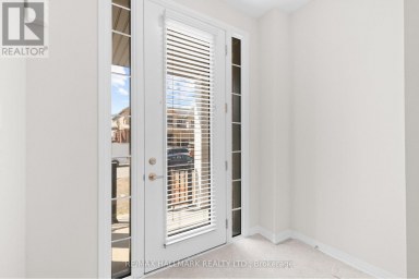 16 CROSSMORE CRESCENT Cambridge Ontario photo 3