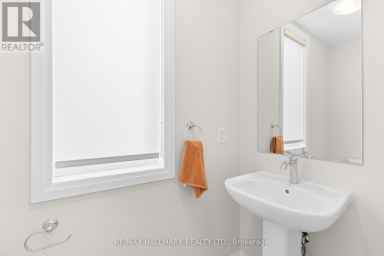 16 CROSSMORE CRESCENT Cambridge Ontario photo 5