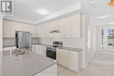 16 CROSSMORE CRESCENT Cambridge Ontario photo 9