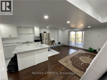 87 NEWCASTLE DRIVE Kitchener Ontario photo 2