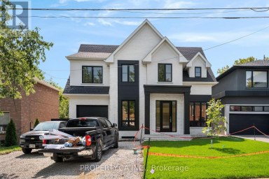 119 INVERMAY AVENUE Toronto (Clanton Park) Ontario photo 2