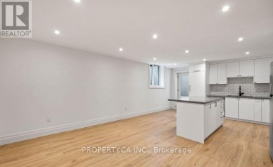 119 INVERMAY AVENUE Toronto (Clanton Park) Ontario photo 4