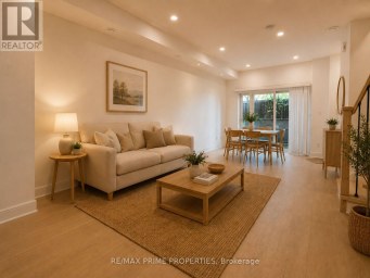 TH69 - 315 VILLAGE GREEN SQUARE Toronto (Agincourt South-Malvern West) Ontario photo 8