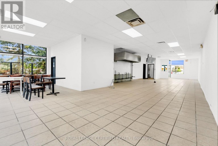 29 AVENTURA COURT, Mississauga (Gateway), Ontario, L5T2Z6