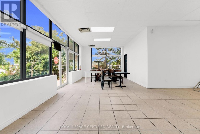 29 AVENTURA COURT, Mississauga (Gateway), Ontario, L5T2Z6
