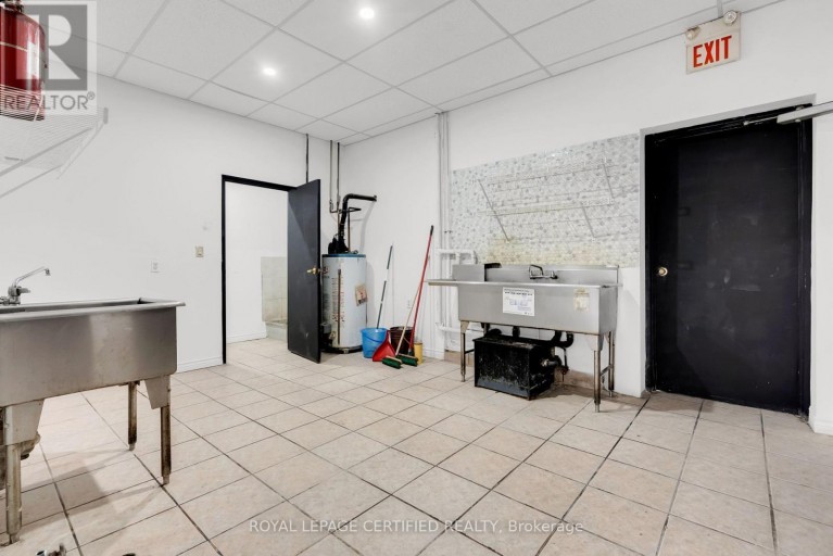 29 AVENTURA COURT, Mississauga (Gateway), Ontario, L5T2Z6